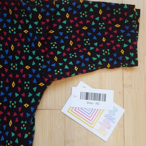 NWT Xs Irma Black with pattern Lularoe - Picture 2 of 3